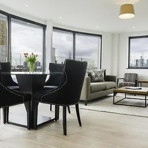  Apartment City Aldgate