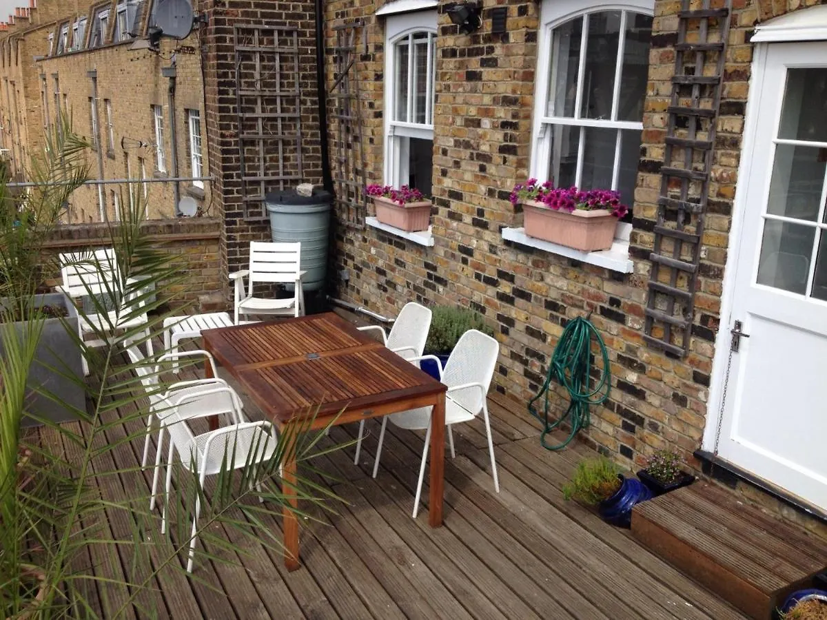 Large Shoreditch 2Dbl Bed Loft Apt London